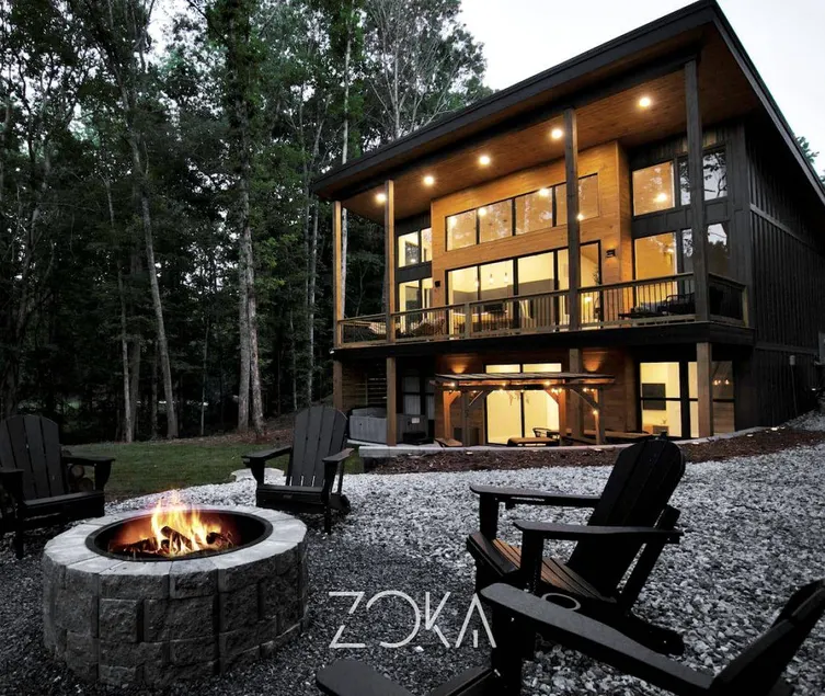 Luxury Mountain Retreat with Hot Tub Near Lake Hartwell & Clemson, SC - Image 1