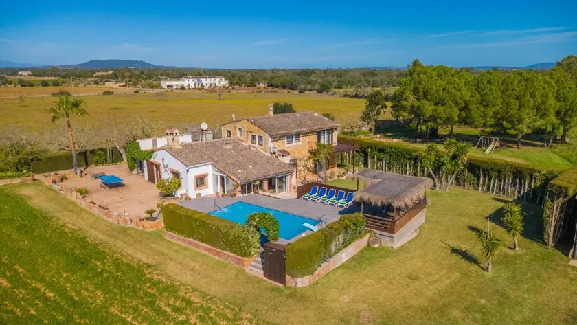 Spacious Mallorcan Villa “Es Rafal Nostro 11” with Pool - Image 1