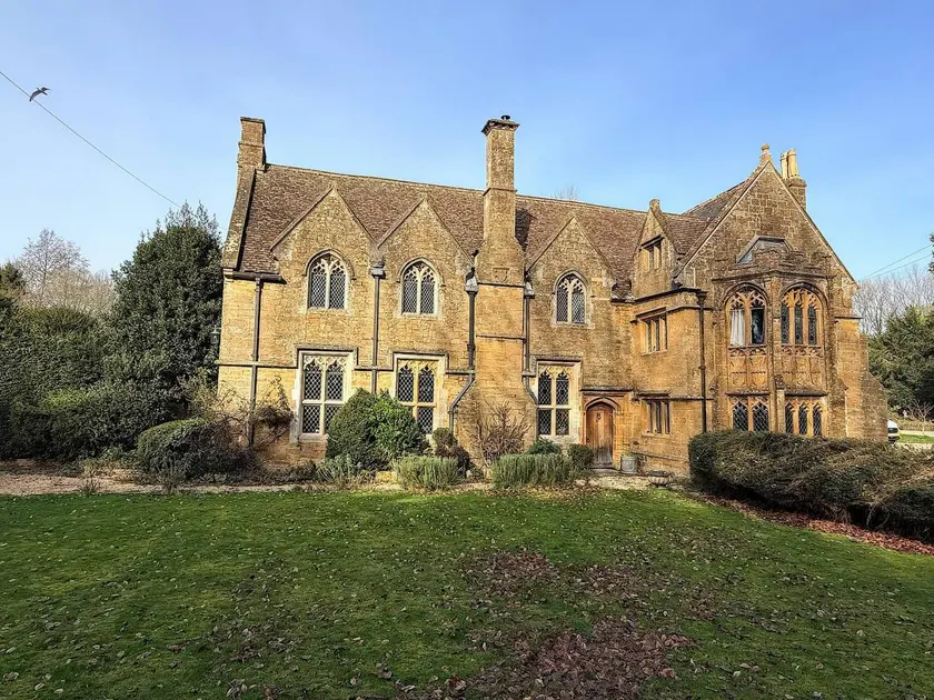 Children-friendly cottage with jacuzzi, garden & terrace | Pet-friendly - Image 1