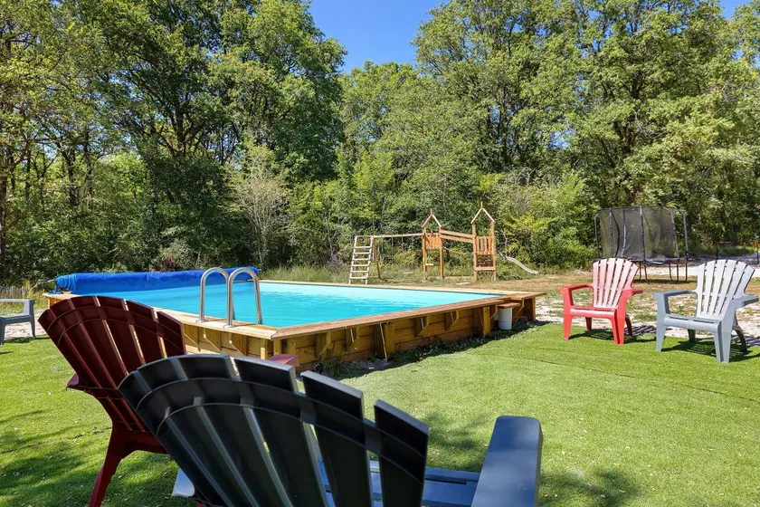 Holiday home with terrace, barbecue & garden | Garden view | Suitable for remote work - Image 1