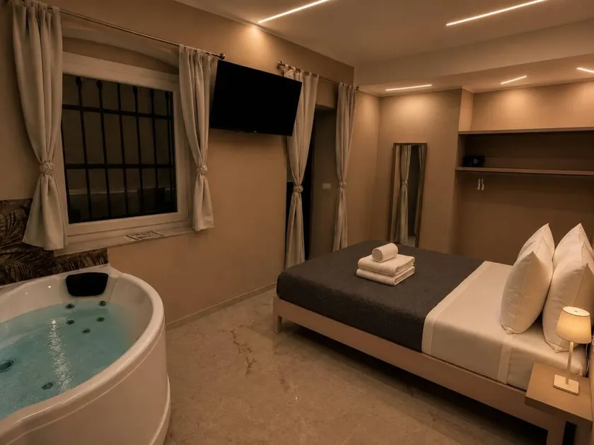 Holiday apartment with garden & jacuzzi - Image 1