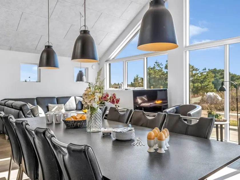 Family-friendly spacious house with terrace & sauna | Dogs allowed - Image 1