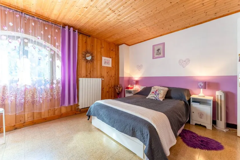 Room “Lavande Guest Room” with Pool, Shared Terrace, and Wi-Fi - Image 1