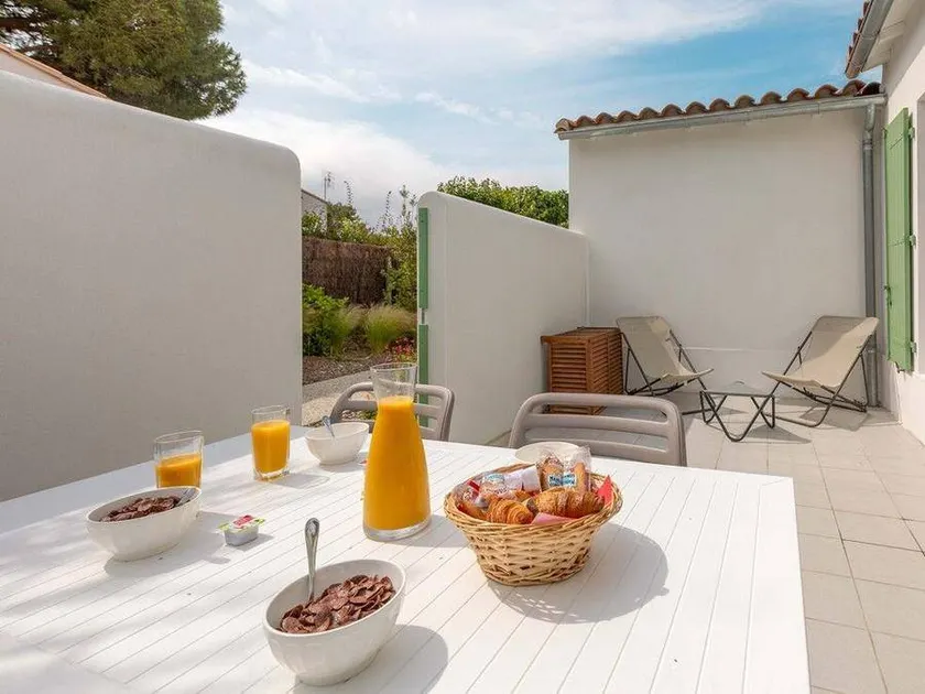 Apartment in Rivedoux-Plage for 4 people with 1 room Ref. 659533 - Image 1
