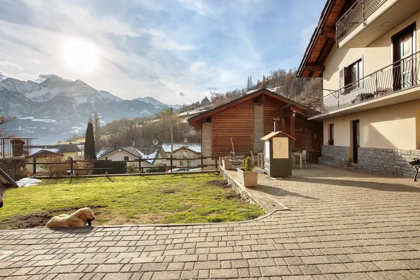 Studio 'The Deer House' with Shared Garden and Wi-Fi - Image 1