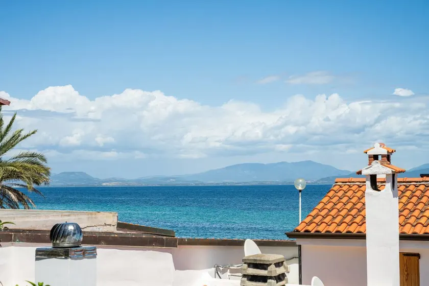 Ferienhaus mit Terrasse | Meerblick | Strand in der Nähe - Image 1