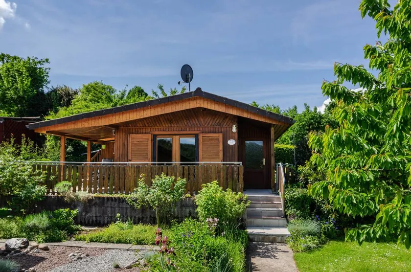 Holiday home with garden, terrace & barbecue | Garden view - Image 1