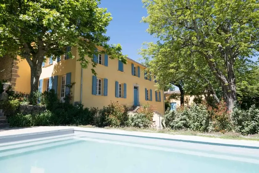Château Trians – Domaine d'exception en Provence - Image 1