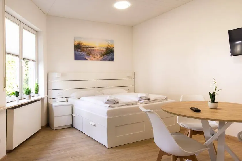 Flat with terrace, BBQ & garden - Image 1