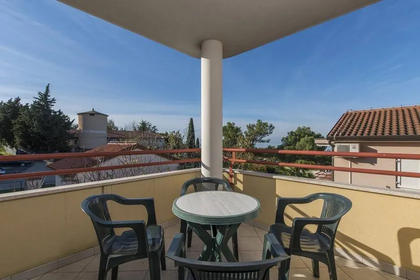 Apartment | Sea view - Image 1