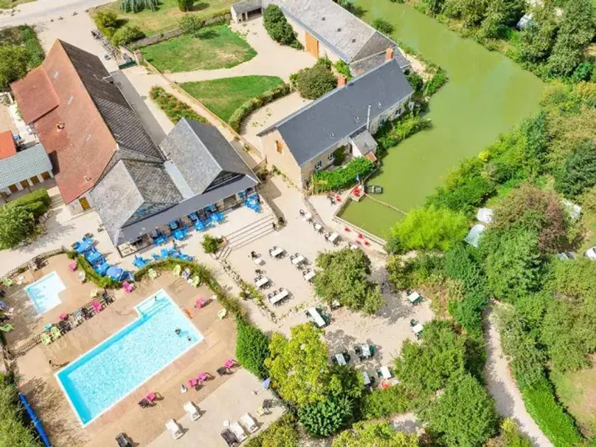 Location insolite avec terrasse et piscine chauffée | Avec animaux autorisés - Image 1