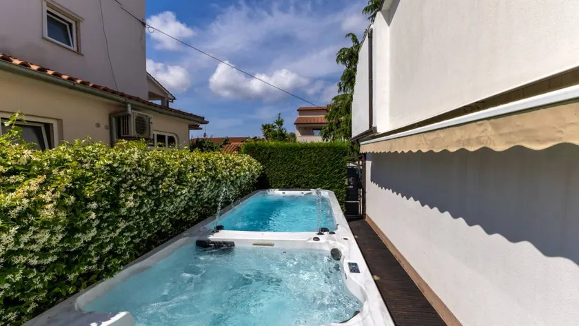 Voll ausgestattete Villa mit Grill und Whirlpool | Haustiere sind willkommen - Image 1