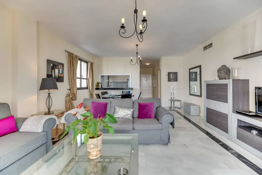 Acogedor apartamento apto para niños con piscina, terraza y jardín | Vistas al jardín | Cerca de la playa | Adaptado para el teletrabajo - Image 1