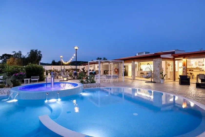 Agriturismo I Tesori del Sud Country House: Agriturismo I Tesori del Sud adatto a famiglie con bambini a Vieste in Puglia, casette a schiera con giardino - Image 1