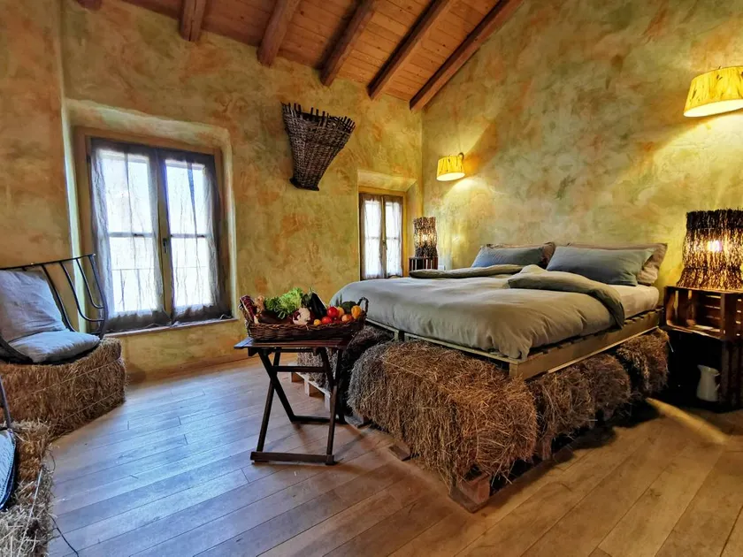 Galbusera Bianca-agriturismo di charme: Stanza del Fieno - Experience Suite - Image 1