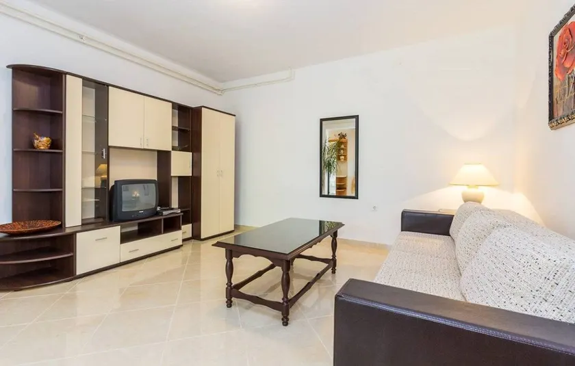 Apartment with barbecue & terrace | Pet-friendly - Image 1