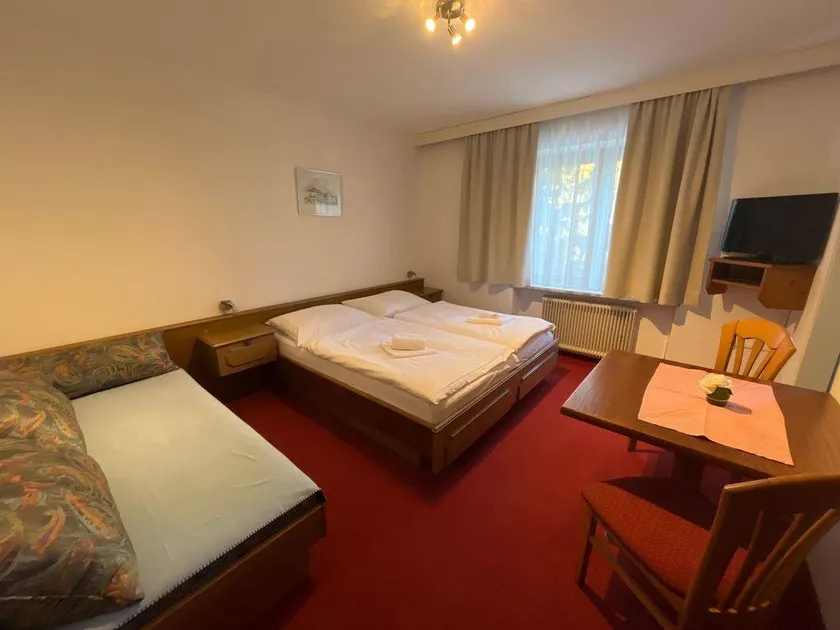 Bed and breakfast with sauna & garden - Image 1