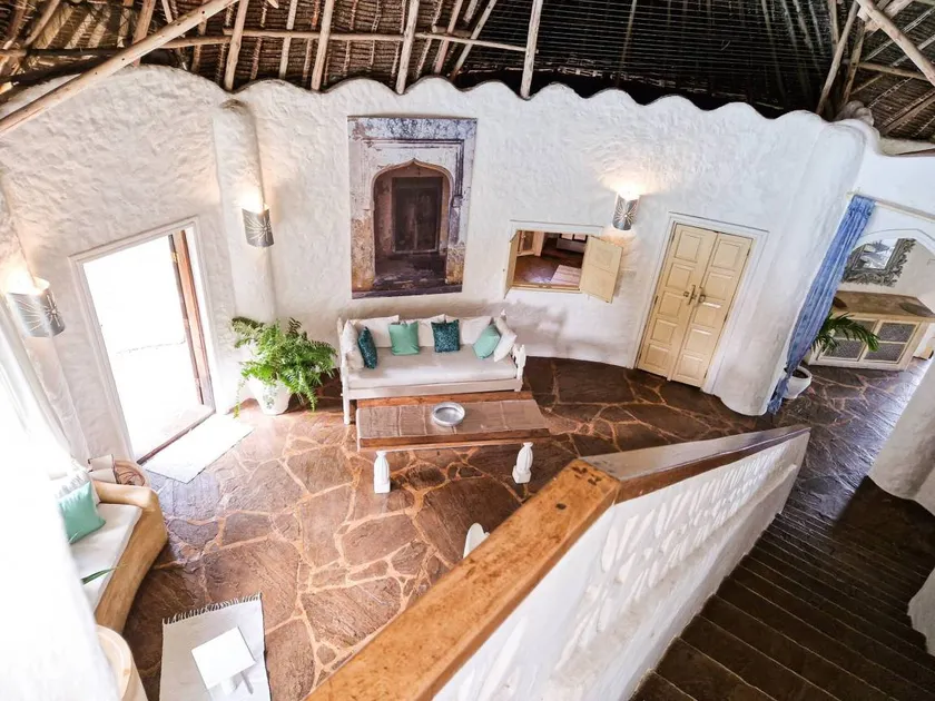 Private room with garden & pool | Garden view - Image 1