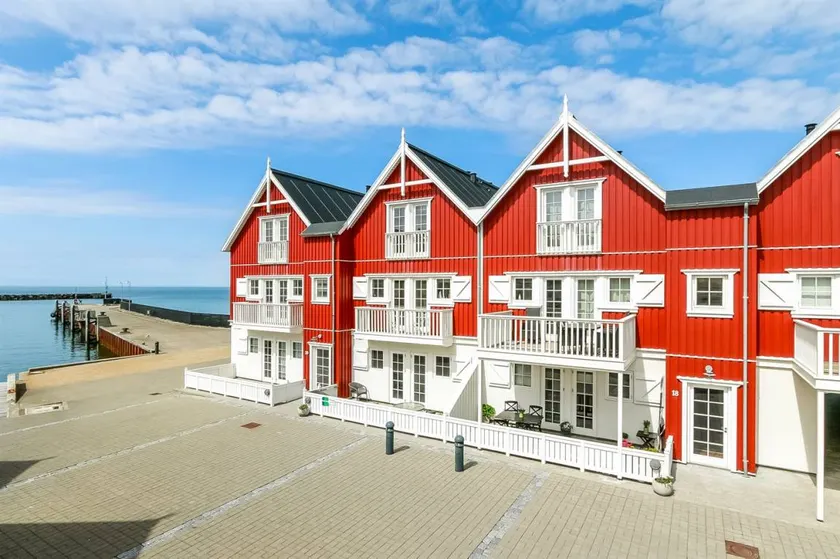 Flat with sauna, terrace & hot tub | Sea view - Image 1