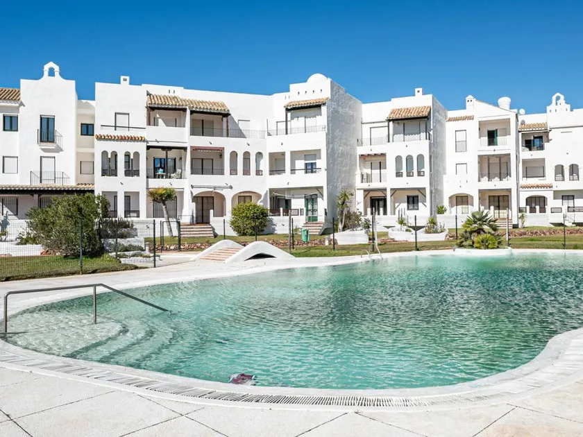 Voll ausgestattete charmante Wohnung mit Pool | Neben dem Strand | Haustiere sind willkommen - Image 1