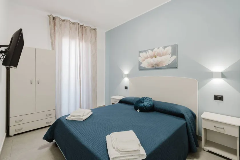 Chambre chez l'habitant avec terrasse et internet haut débit | Parfaite pour le travail à distance - Image 1