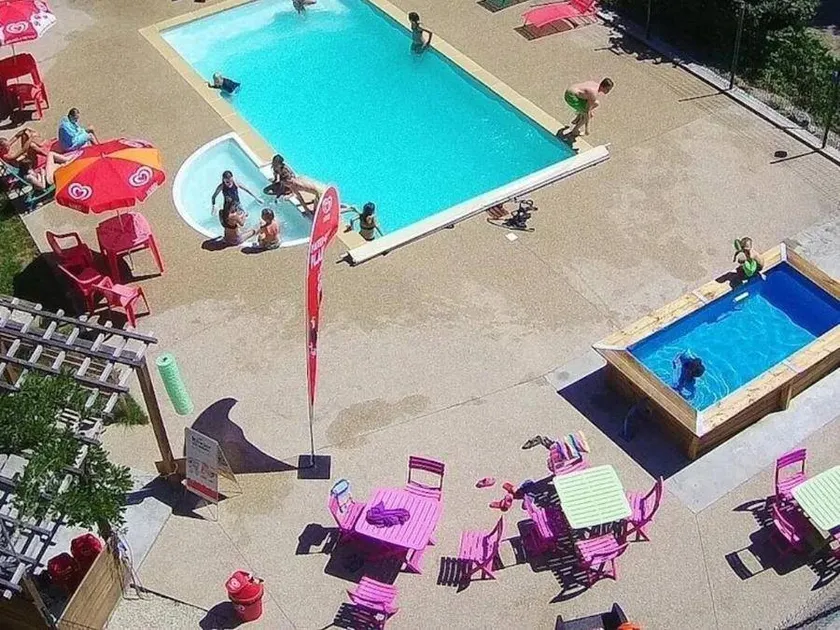 Tent with pool, terrace & garden - Image 1