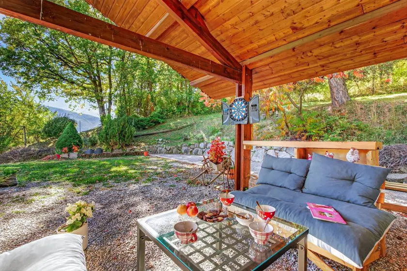 B&B with terrace, garden & BBQ | Mountain view - Image 1