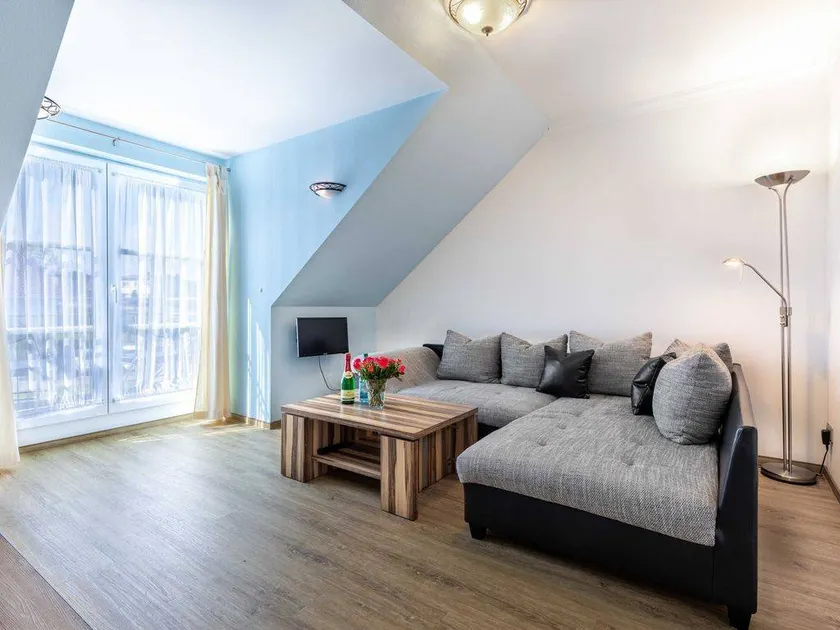 Holiday apartment with garden & barbeque - Image 1