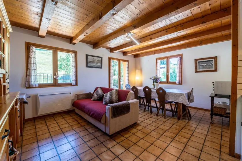 Ferienwohnung mit Garten, Terrasse und beheiztem Pool | Bergblick - Image 1