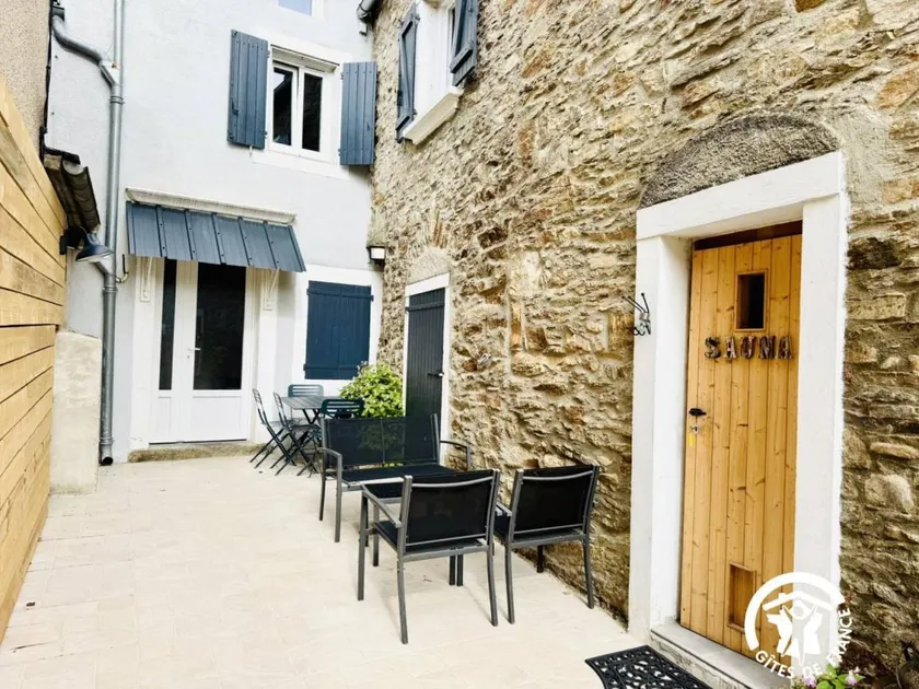 Fully equipped beautiful gite with garden, sauna & BBQ - Image 1