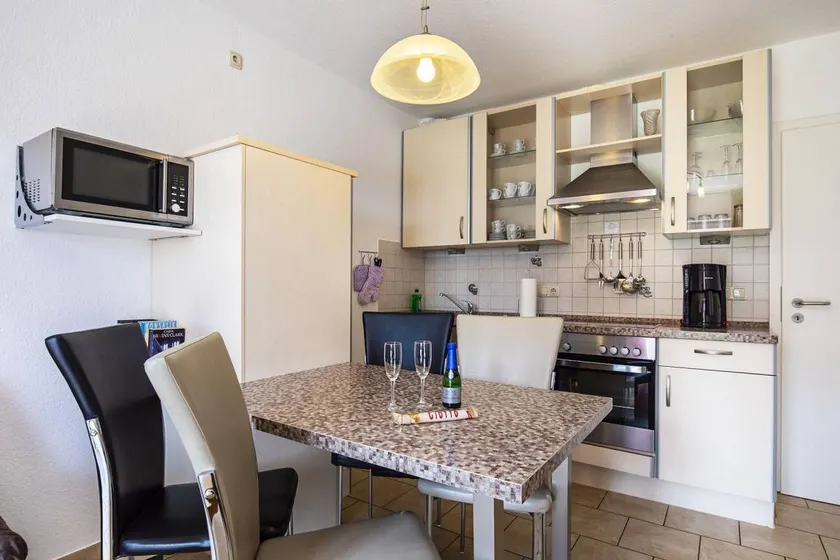 Fully equipped pleasant apartment with garden, terrace & barbeque | Pets are welcome - Image 1