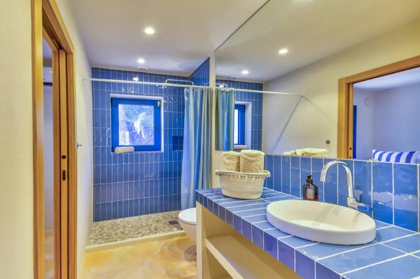 Villa with private pool, terrace & garden | Panoramic view - Image 1