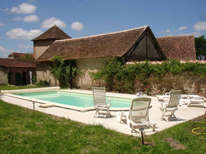 Gite with pool, garden & BBQ - Image 1