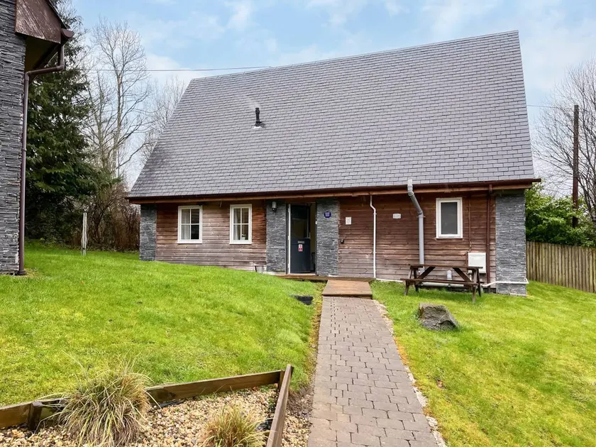 Cottage avec jacuzzi et jardin | Vue rivière - Image 1