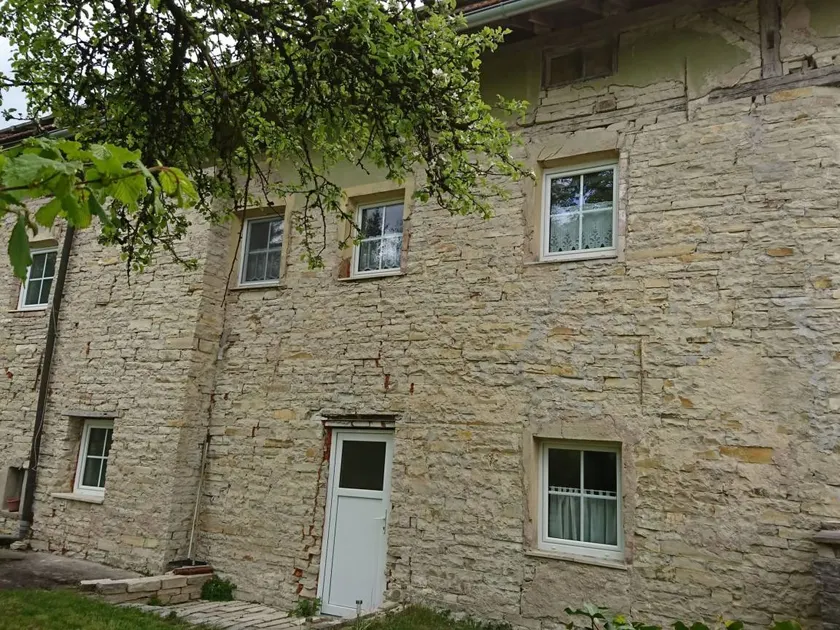 Holiday apartment with terrace, garden & barbecue - Image 1