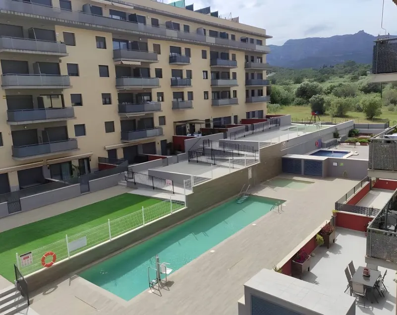 Familienorientiertes gemütliches Ferienhaus mit Garten, Pool und Terrasse | Bergblick - Image 1