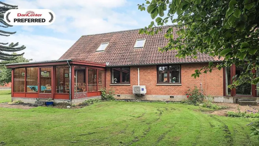 Holiday home with 5 rooms for 10 persons - Image 1