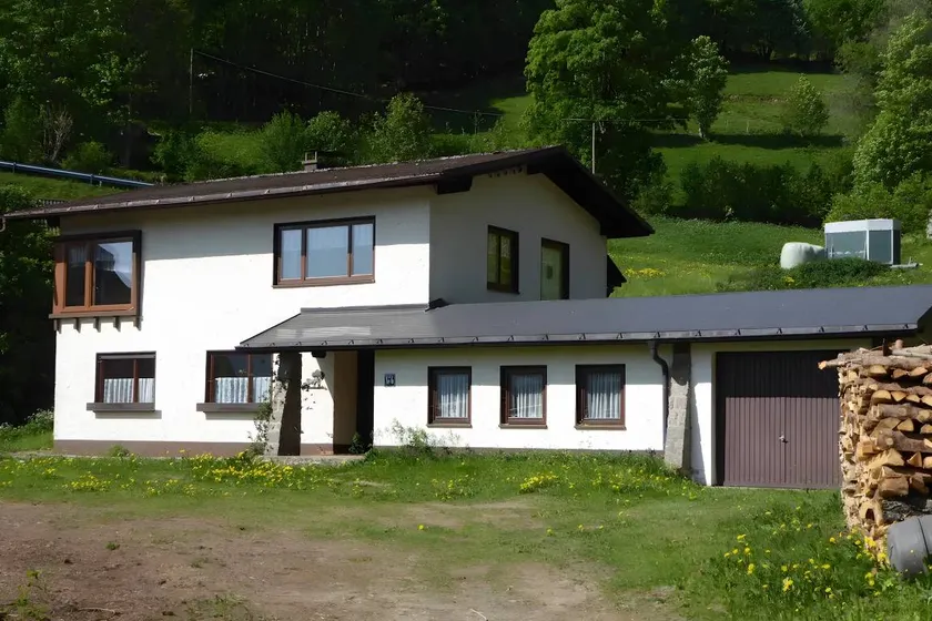 House with terrace, garden & barbecue | Mountain view - Image 1