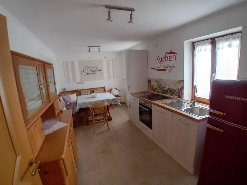 Holiday apartment with terrace - Image 1