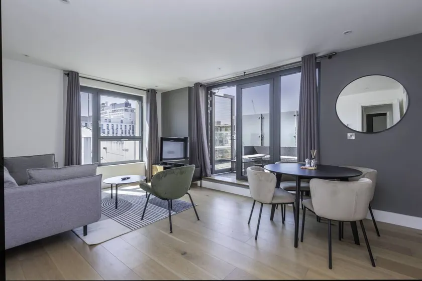 Family-friendly apartment with terrace | Pets allowed - Image 1