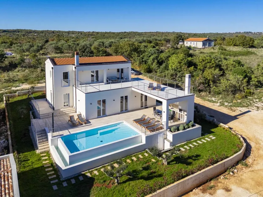 Fully equipped wonderful house with private pool, BBQ & terrace | Nature view - Image 1
