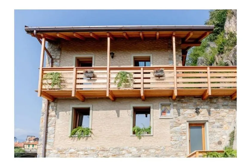 Chalet con piscina, terrazza e sauna - Image 1
