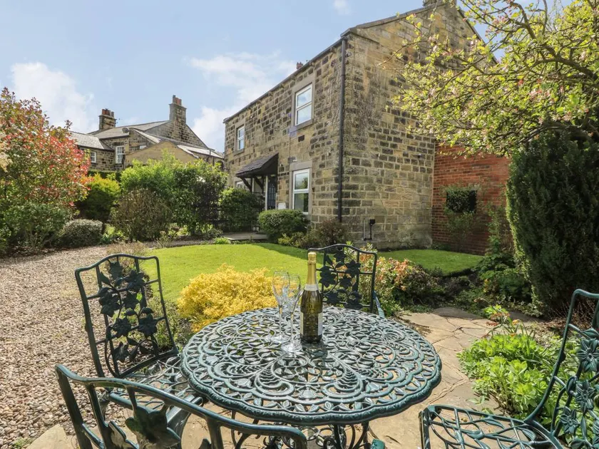 Children-friendly pleasant cottage with garden | Pets allowed - Image 1