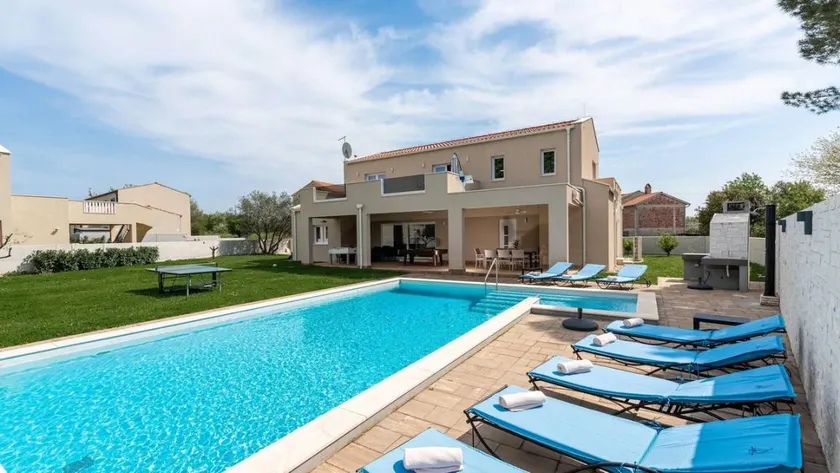 Fully equipped nice holiday apartment with garden, sauna & barbeque | Dogs allowed - Image 1