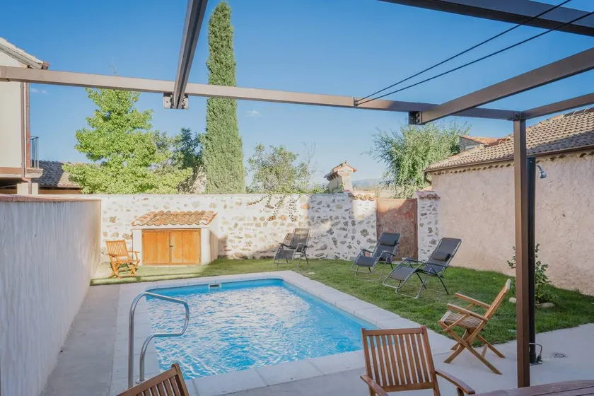 El Mirador de la Montaña: Rural House for 14 in Segovia Mountains with Pool - Image 1