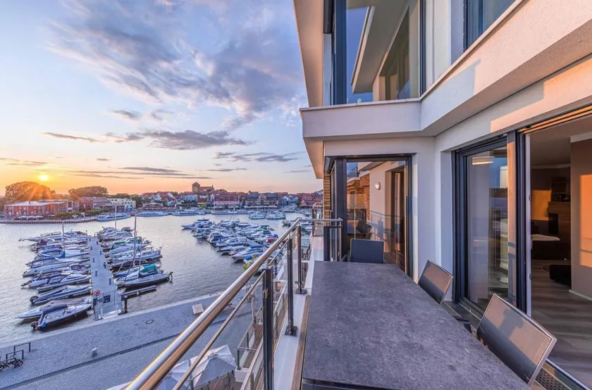 5 - Sterne Ferienapartement Auszeit mit Panoramablick auf die Müritz - Image 1