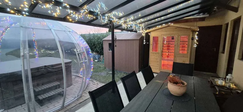 Ferienhaus mit Grill, Whirlpool und Garten - Image 1