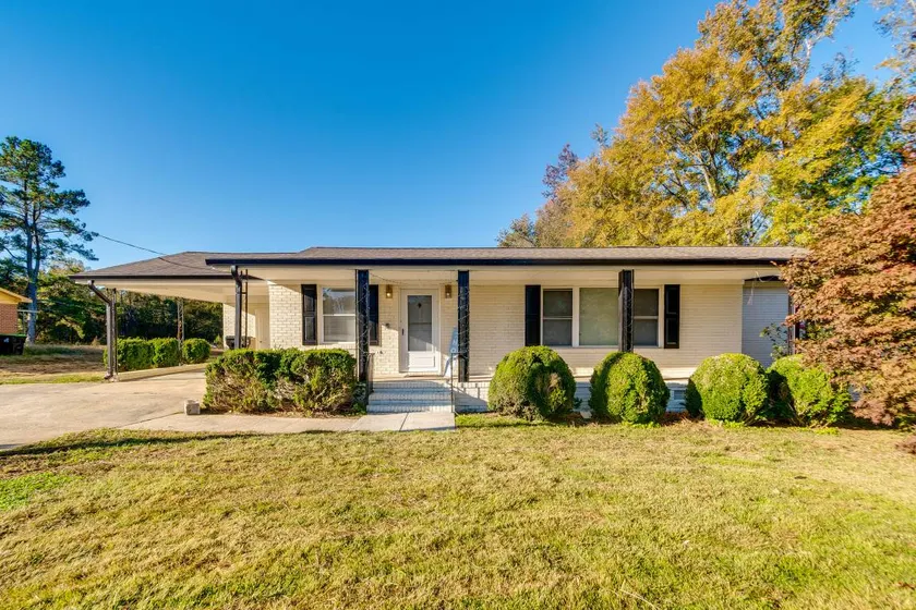 Golf & Hike: Family Home 8 Mi to Downtown Clayton - Image 1