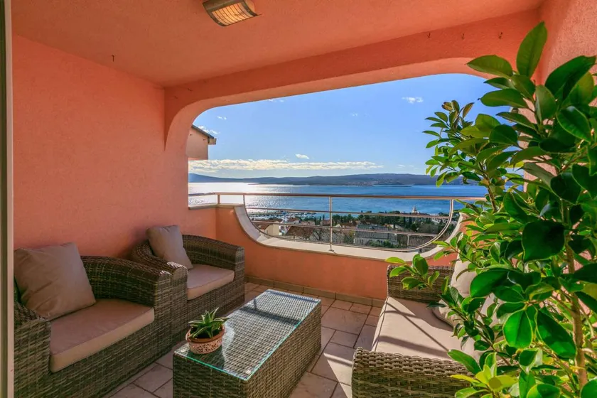 Fully equipped apartment with BBQ & garden | Sea view | Pet-friendly - Image 1