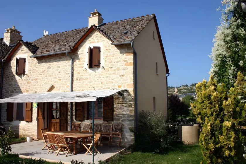Casa adatta alle famiglie con giardino, piscina e griglia | Vista sul giardino | Ideale per lavorare da remoto | Accetta animali domestici - Image 1